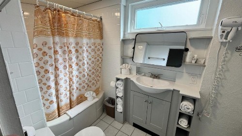 Sea Gull Motel - image 2