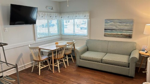 Sea Gull Motel - image 4