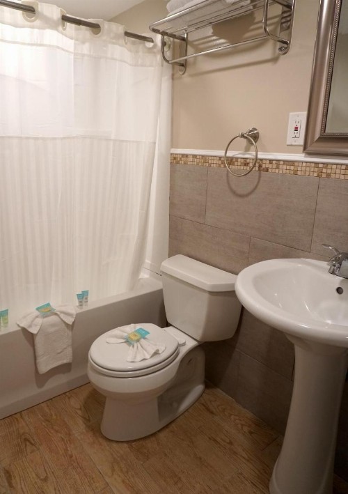 Beachside Resort - image 41