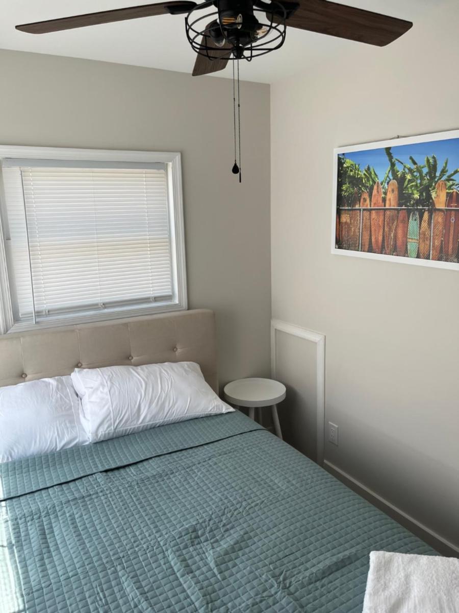 Blue Diamond Motel - image 2