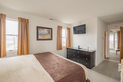 AA Heart of Wildwood - image 38