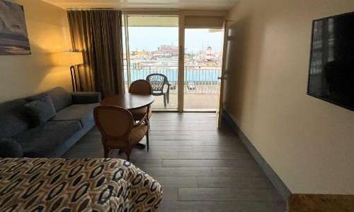 Landmark Motel - image 31