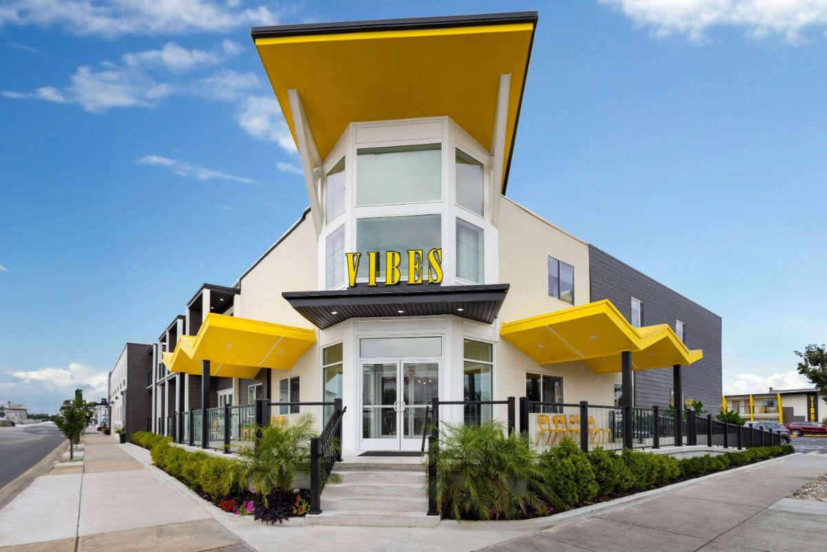 Binns Motor Inn - main image