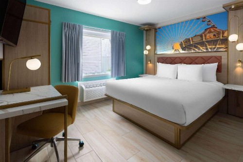 Binns Motor Inn - image 37