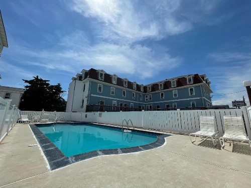 Wildwood Inn - image 34