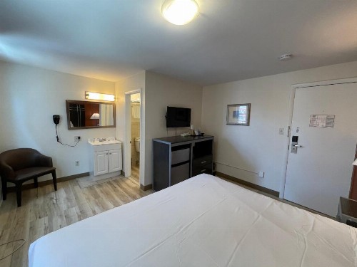 Wildwood Inn - image 49