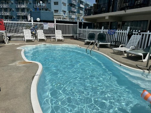 Paradise Inn - image 10
