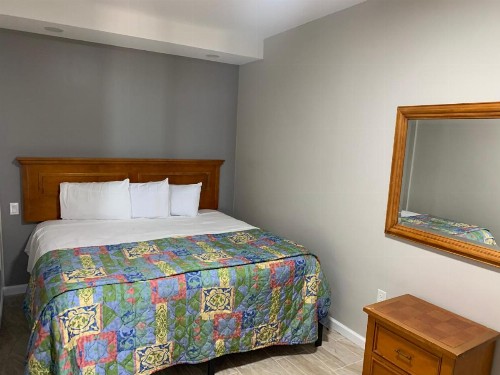 Paradise Inn - image 12