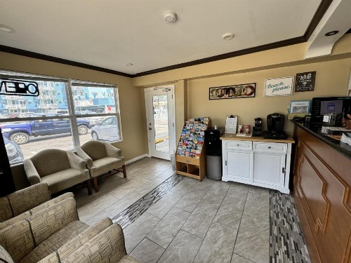 Paradise Inn - image 19