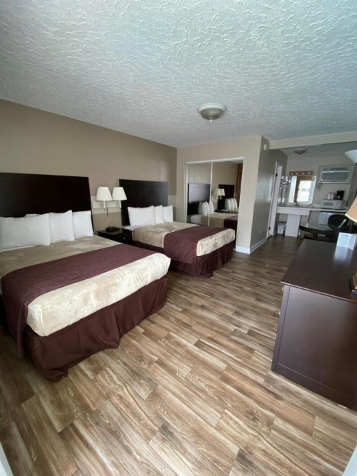 Sea-N-Sun Resort Motel - image 2