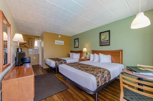 Marlane Motel - image 28