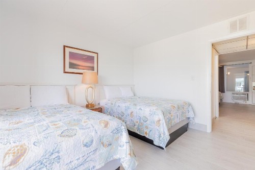 Premiere Motel - image 28