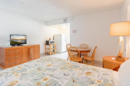 Premiere Motel - image 35