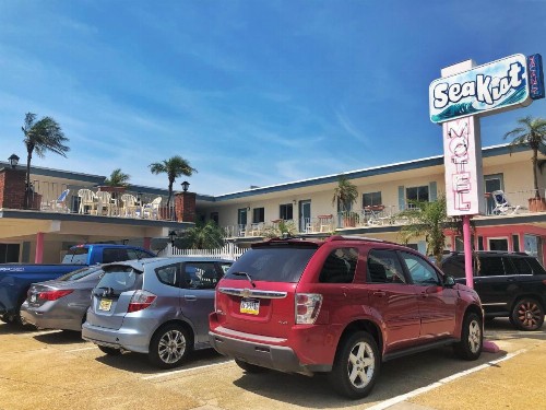 Sea Kist Motel - image 7