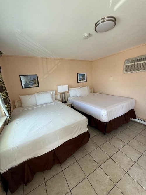 Rus Mar Motel - image 17
