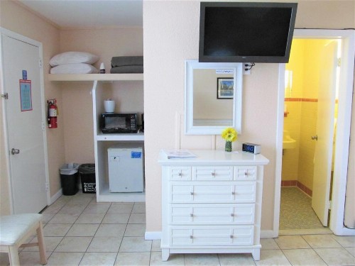 Rus Mar Motel - image 22