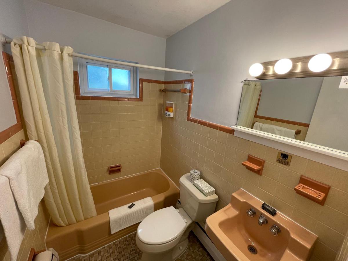 Rus Mar Motel - image 3