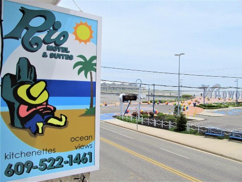 Rio Motel and Suites - image 15