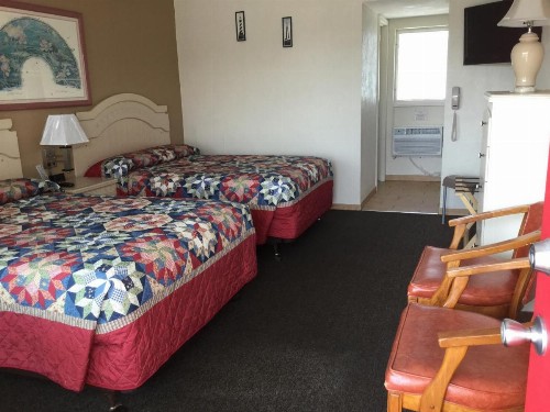Starfire Motel - image 5