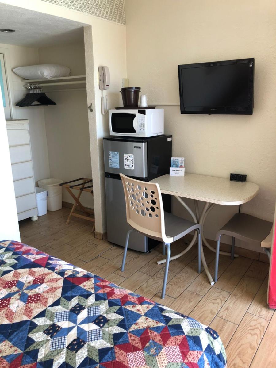 Starfire Motel - image 6