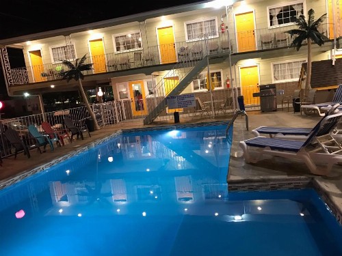 Sunrise Inn - image 18