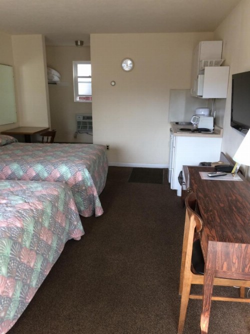 Crystal Sands Motel - image 48