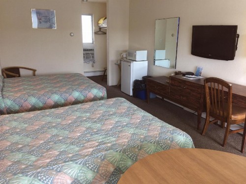 Crystal Sands Motel - image 8