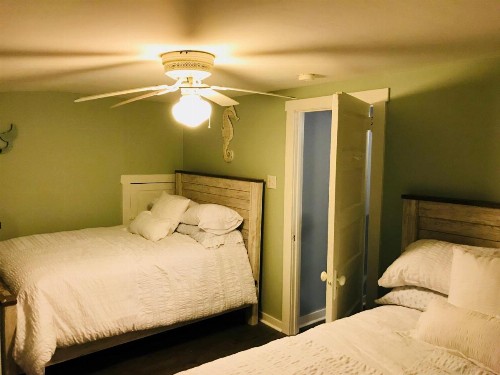 Beach House - image 7