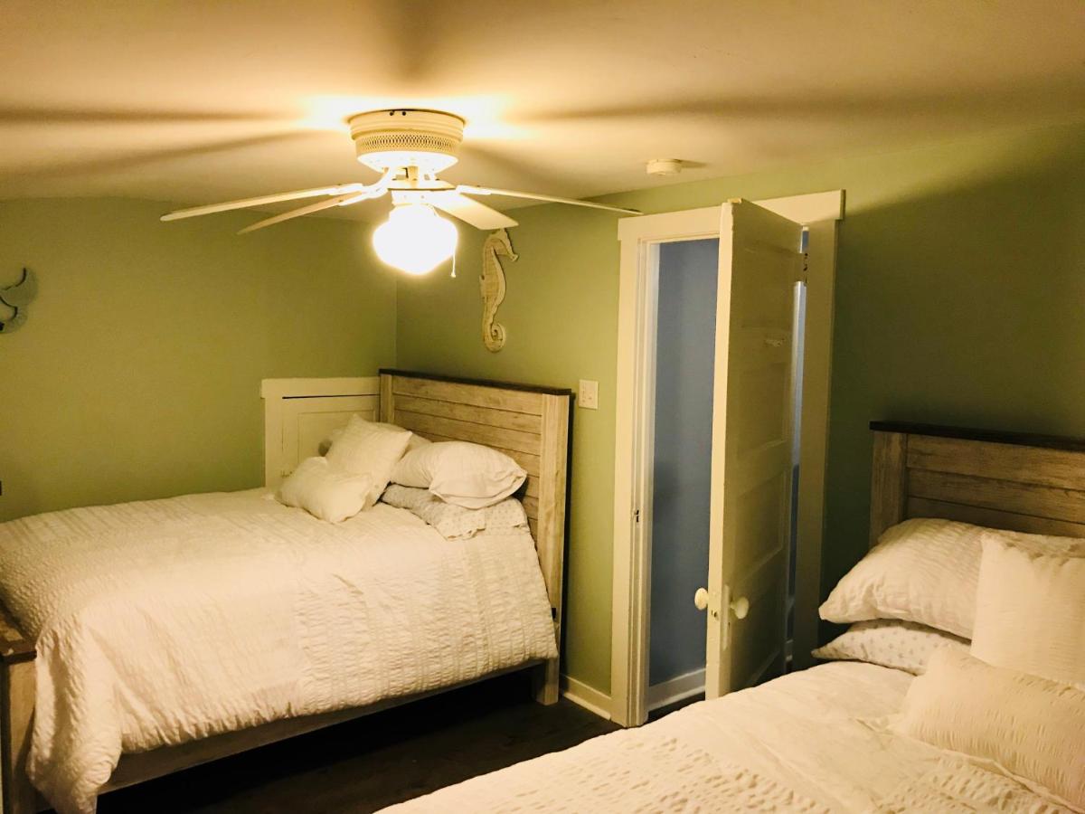 Beach House - image 7