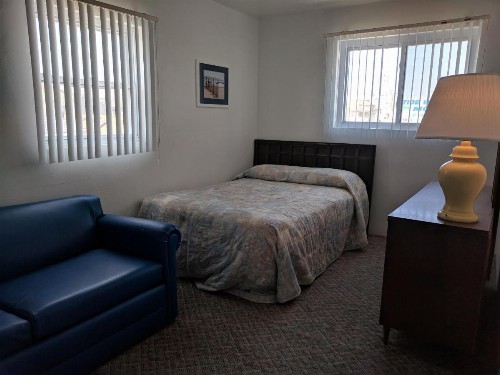 Tide Winds Motel - image 25
