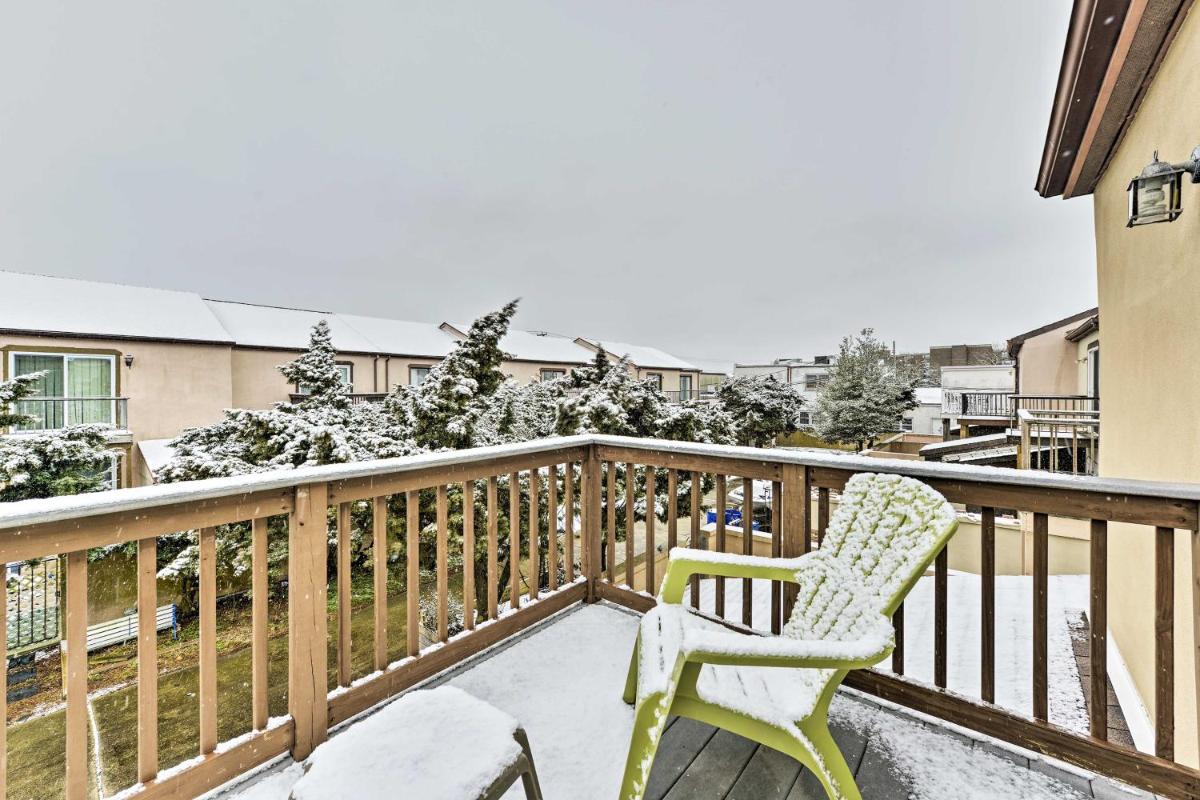 Ideal Wildwood Beach Home Walk to Boardwalk and Pier! - image 6