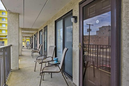 Coastal Condo with Pool 1 Block to Wildwood Beach! - image 3