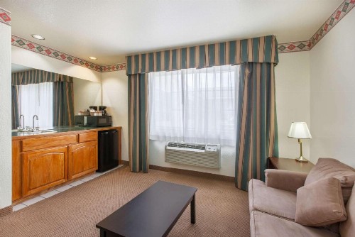 Ramada by Wyndham Williams/Grand Canyon Area - image 33