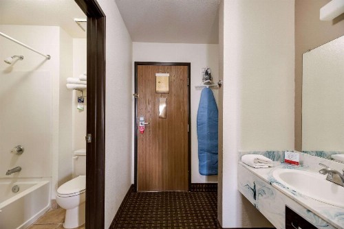 Econo Lodge Inn & Suites Williams - Grand Canyon Area - image 12
