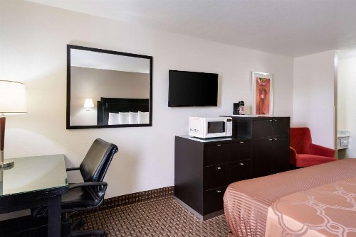 Econo Lodge Inn & Suites Williams - Grand Canyon Area - image 18