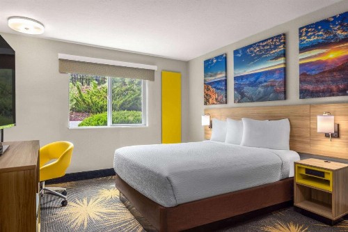 Days Inn by Wyndham Williams - image 26