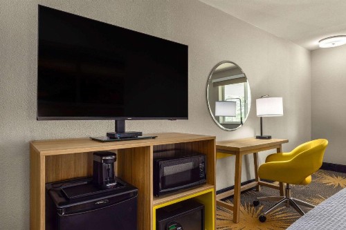 Days Inn by Wyndham Williams - image 37