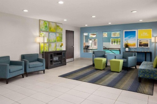 Days Inn by Wyndham Williams - image 6