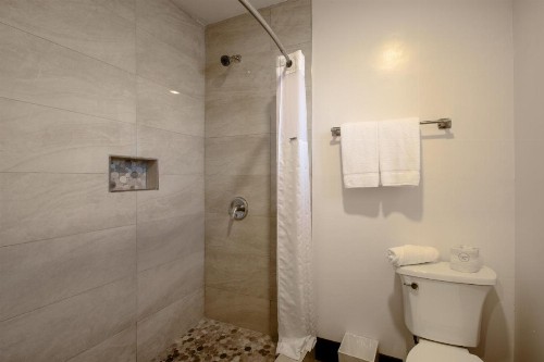Budget Host Inn Williams - image 7