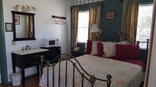Canyon Country Inn - image 6