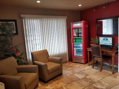 Americas Best Value Inn-Williams/Grand Canyon - image 4