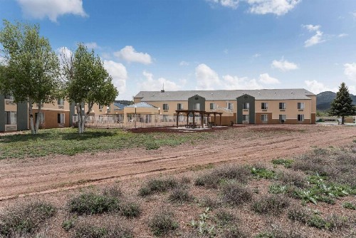 Quality Inn Near Grand Canyon - image 16