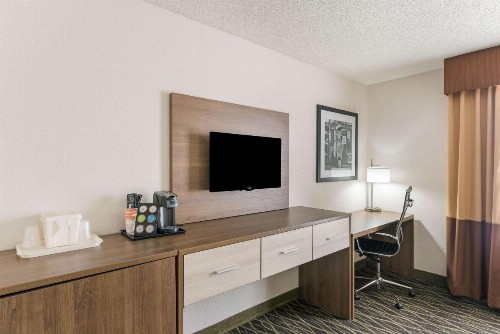 Quality Inn Near Grand Canyon - image 22