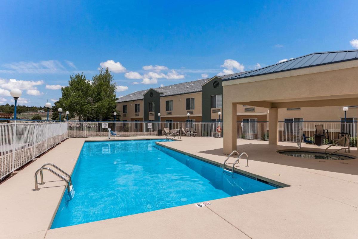 Quality Inn Near Grand Canyon - image 6