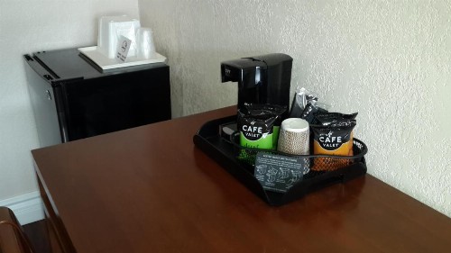 American Regency Inn - image 4