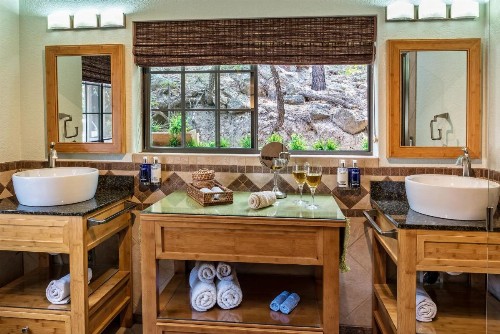 Sheridan House Inn- Adult Only Accommodation - image 47