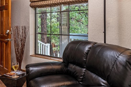 Sheridan House Inn- Adult Only Accommodation - image 49