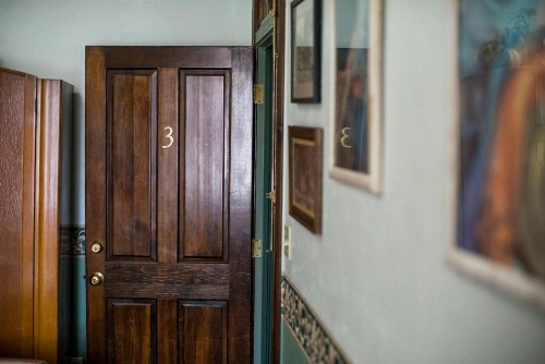 Red Garter Inn - image 8