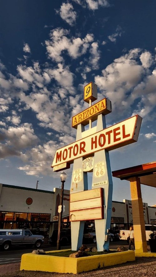 9 Arizona Motor Hotel