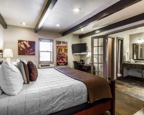 Rodeway Inn & Suites Williams Downtowner-Rte 66 - image 28